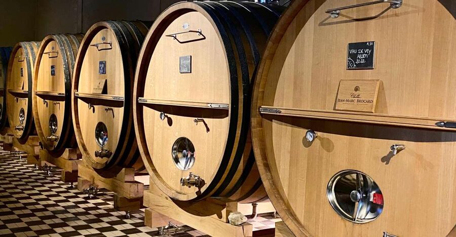 15 Burgundy Wines Chateau Pommard, Chablis Small-Group - The early departure from Paris