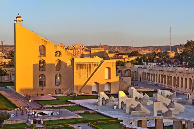 2-Day Jaipur Forts Palaces and Temples Tour - Key points at a glance