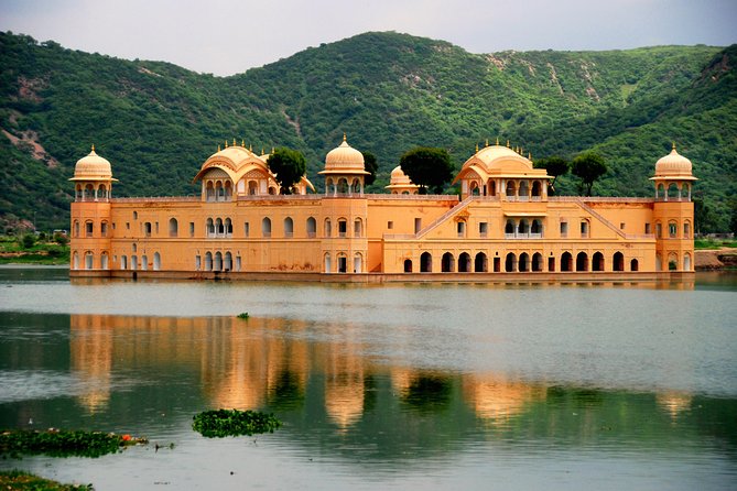 2-Day Private Tour of Jaipur from Delhi: City Palace, Hawa Mahal and Amber Fort - Jal Mahal: a quick look at Jaipur’s lake palace