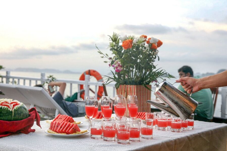 2-Day Royal Palace Ha Long Bay & Ti Top Island Cruise - Sunset, dinner, and a flexible evening on board