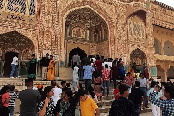 2 Days Private tour of Jaipur with Amber Fort and City Palace - Amber Fort, Jaipur’s grand opening act