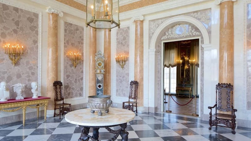 3-hour: Palace of King Jan Sobieski in Wilanow/inc. Pick-up/ - Key points at a glance