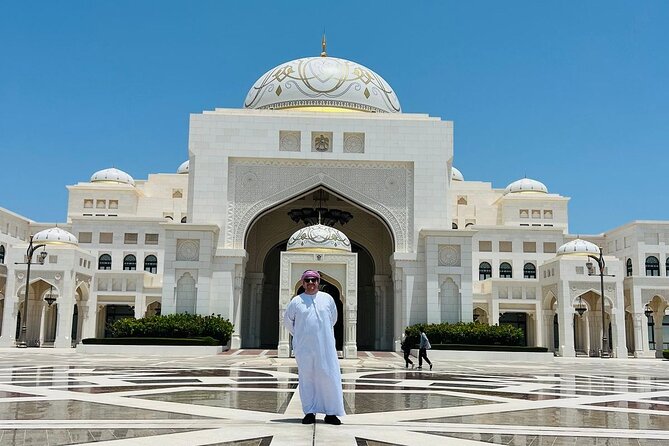 8 hours Abu Dhabi Grand Mosque and Qasar Al Watan Palace Tour - Sheikh Zayed Grand Mosque: the day’s essential stop