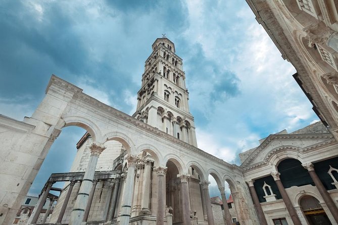 90-min Diocletian Palace Walking Tour - Group size, private options, and pace