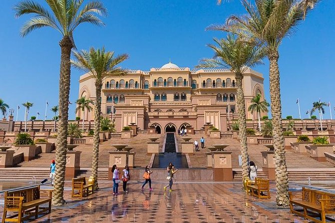 Abu Dhabi City Tour, Emirates Palace, Grand Mosque, Louvre Museum - Qasr Al Watan: an impressive exterior, not a palace tour