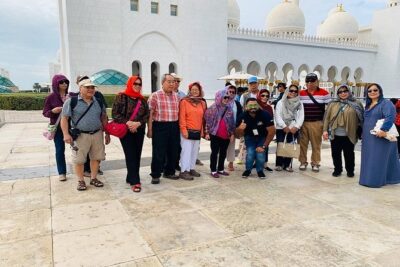 Abu Dhabi City Tour, Grand Mosque, Emirates Palace & The Louvre