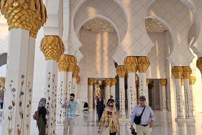 Abu Dhabi City Tour :Qasr Al Watan, Emirates Palace, Mosque - The Abu Dhabi day trip from Dubai