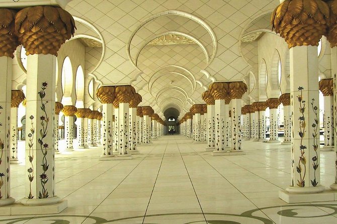 Abu Dhabi Sheikh Zayed Grand Mosque, Louvre, Qasr Al Watan Palace - Qasr Al Watan: palace rooms and the modern UAE