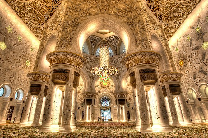 Abu Dhabi Tour: Grand Mosque, Heritage Village, Emirates Palace & Qasr Al Watan - Qasr Al Watan, the tour’s best interior visit