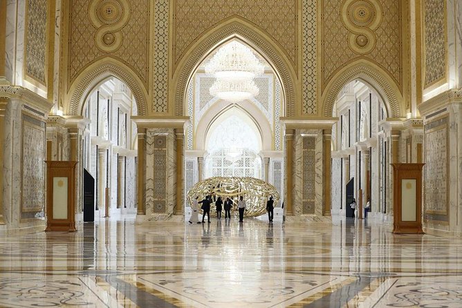 Abu Dhabi Tour: Grand Mosque, Heritage Village, Emirates Palace & Qasr Al Watan - The Corniche, Marina Mall, and views between stops