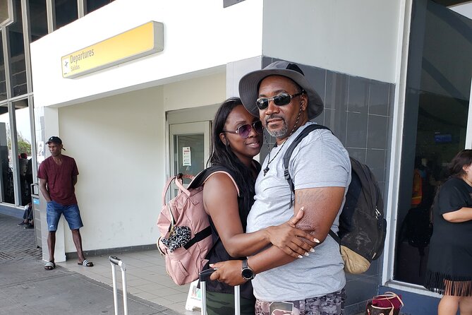 Airport Transfer Montego Bay: Riu Montego / Reggae / Palace - Comfort, safety, and solo arrival concerns