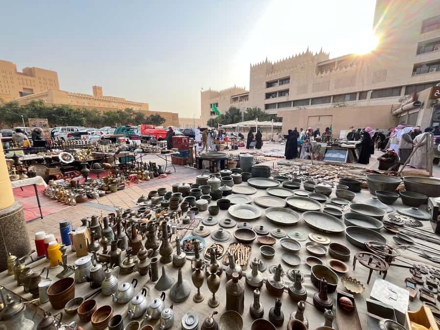 Al Masmak Fortress, Murabba Palace, and Souq Al Zal Tour - Murabba Palace and the world of King Abdulaziz