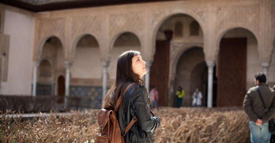 Alhambra and Nasrid Palaces and Local Food Experience - Key points to know before booking