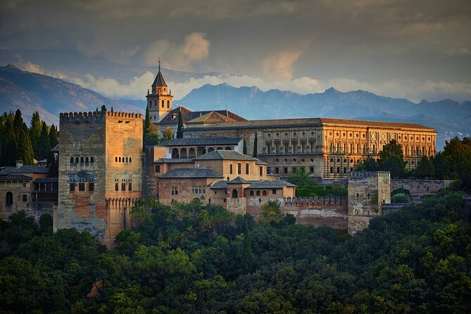 Alhambra and Nasrid Palaces Last Minute Tickets - Who should choose this ticket