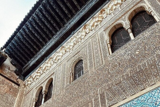 Alhambra Experience – Explore Nasrid Palaces & Generalife Gardens - The Nasrid Palaces: the reason to reserve this ticket