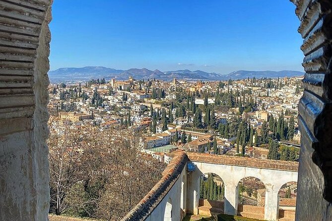 Alhambra Experience – Explore Nasrid Palaces & Generalife Gardens - Generalife Gardens: a quieter finish