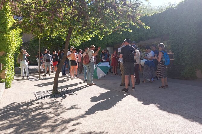 Alhambra Guided Tour, Nasrid Palaces and Generalife - Meeting at 10:30 beside the Alhambra entrance