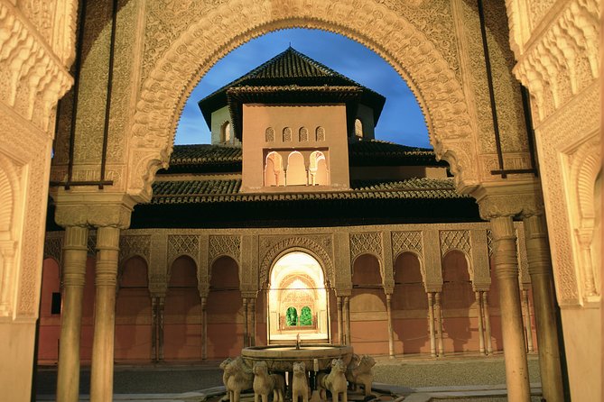 Alhambra Palace & Generalife Gardens daytrip from Roquetas, Aguadulce & Almeria - What to bring and how to pace yourself