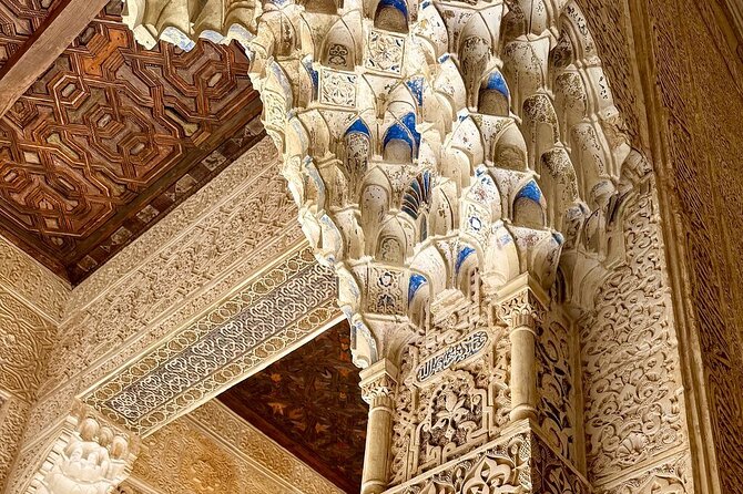 Alhambra tickets with Nasrid Palaces + Tourist Train - Communication can make or break the day