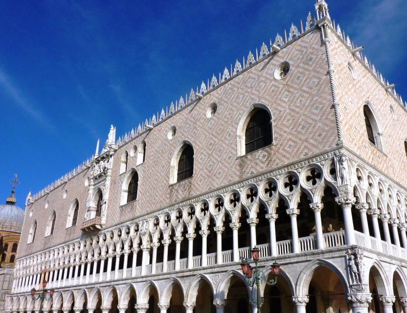 All-Inclusive Tour: Doge Palace, St Mark's Basilica & Square - What to Carry and What to Leave Behind
