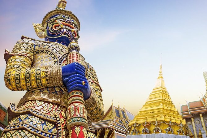 Amazing Bangkok Tour with Grand Palace, Wat Phra Kaew & Wat Arun - Three Bangkok icons in a compact morning