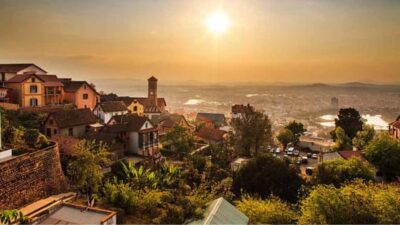 Antananarivo: Guided Tour and sunset in queen’s palace