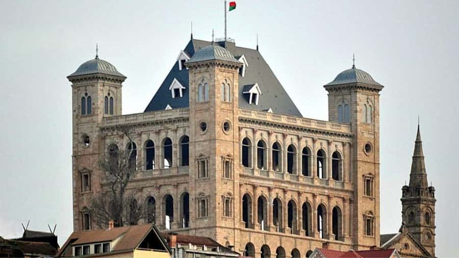 Antananarivo: Guided Tour and sunset in queen's palace - Maison Vue Royale and the unclear lunch arrangement
