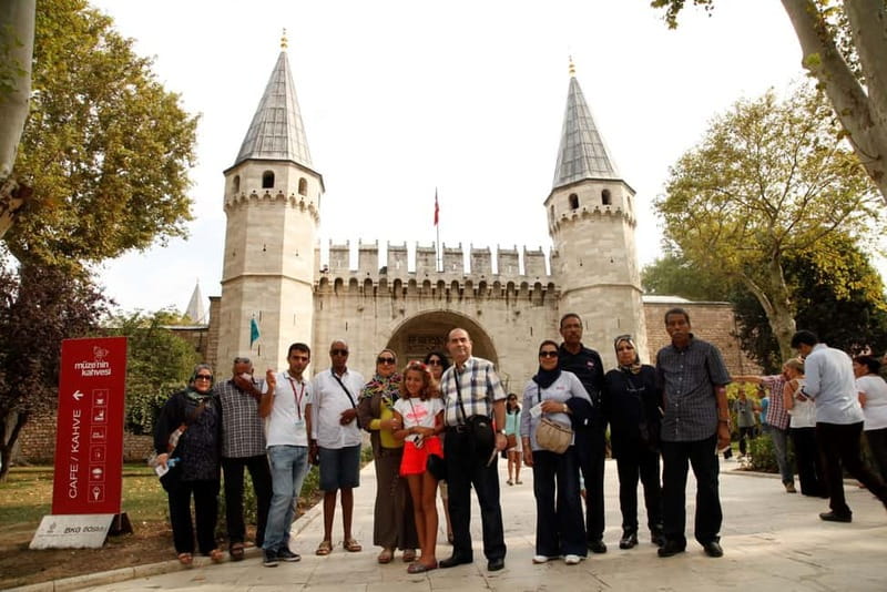 Asia Continent & Topkapı Palace & Harem. Guided, Small group - Key points to know before booking