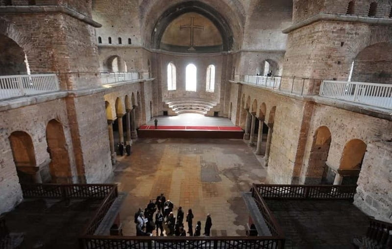 Asia Continent & Topkapı Palace & Harem. Guided, Small group - Two continents in one Istanbul day