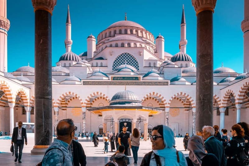 Asia Continent & Topkapı Palace & Harem. Guided, Small group - Topkapı Palace and the Ottoman court