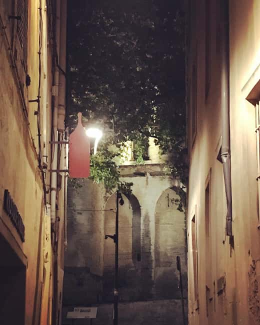Avignon: Around The Palace Tour - A darker pause near the Utopia