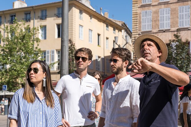 Avignon Walking Tour including Pope's Palace - Meeting at 9:00 am in central Avignon