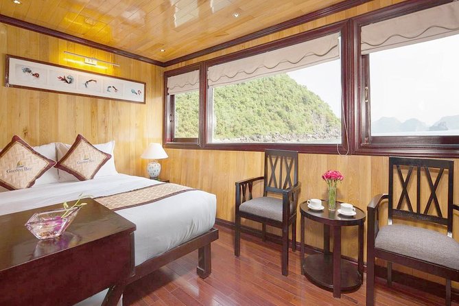 Bai Tu Long boutique & budget cruise 2D: Kayaking, swimming at pristine palaces - Why Bai Tu Long is the better route for some visitors