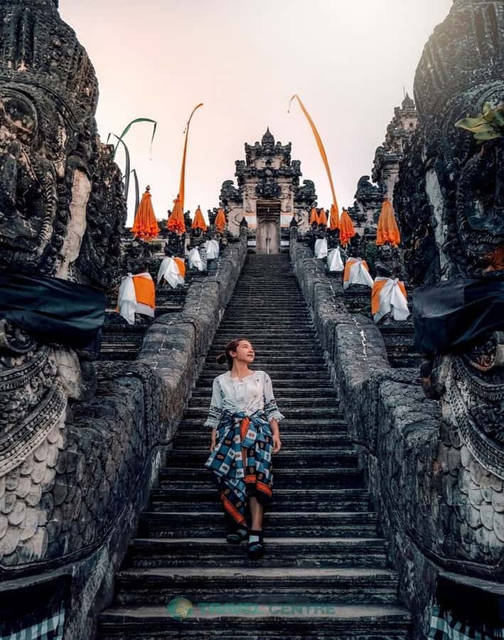 Bali:Heaven Gate, TirtaGangga Palace, and Beach Escape Tour - Lempuyang Gate and the Mount Agung view
