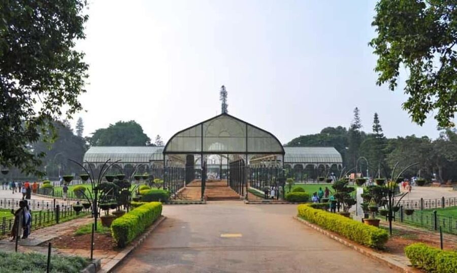 Bangalore City Tour: Lalbagh, Tipu Palace & Bull Temple - Tipu Sultan’s Summer Palace: confirm the entry plan