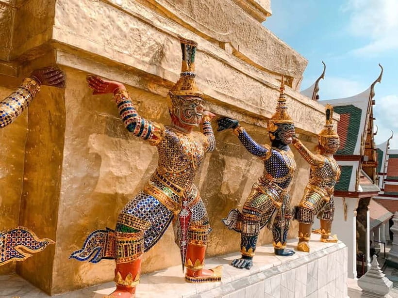 Bangkok: 2 Hours Grand Palace & Wat Pho Private Tour - Clothing, heat, and practical limits