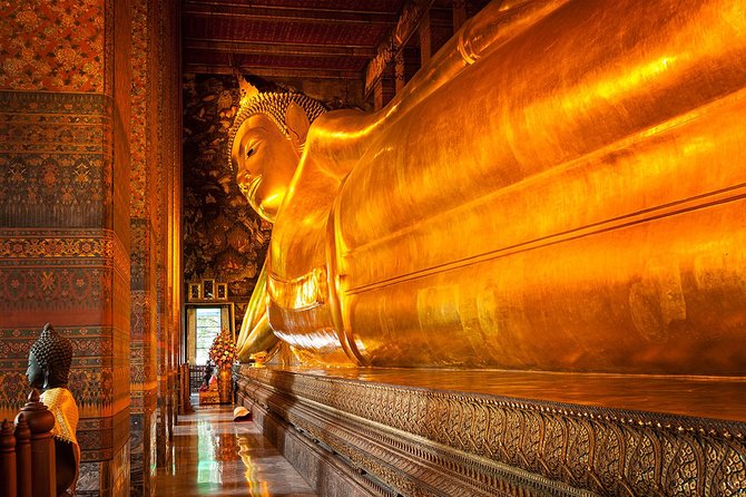 Bangkok Best Two Temples Emerald & Reclining Buddha + GrandPalace - Timing, meeting point, and transport choices