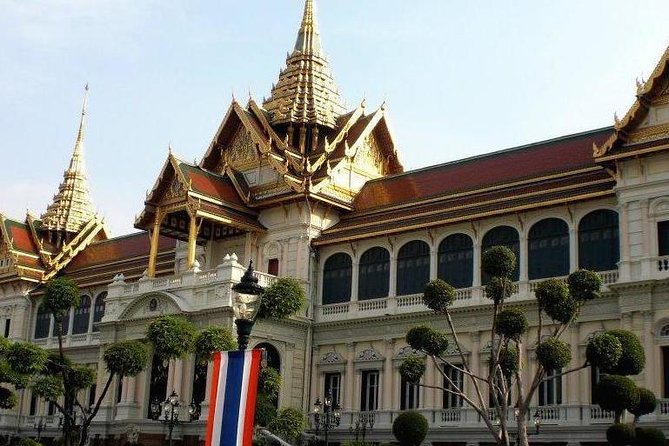 Bangkok Grand Palace Tour with Convenient Hotel Transfer - Who should book this Grand Palace tour?