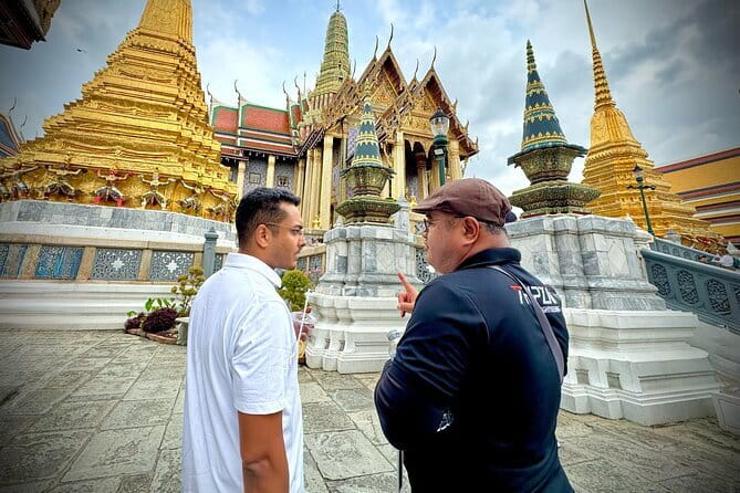 Bangkok: Grand Palace, Wat Pho and Chinatown Walking Tour - Who will get the most from this tour