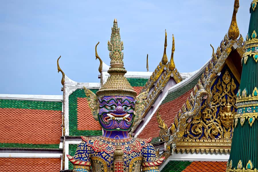 Bangkok: Grand Palace, Wat Pho and Wat Arun - Wat Pho and its famous Buddha image