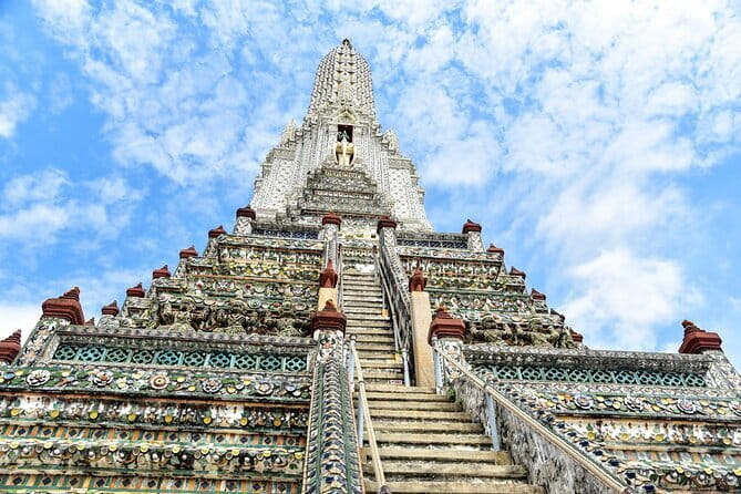 Bangkok: Grand Palace & Wat Pho Half-Day Japanese Tour - Starting at River City Bangkok at 9:00 am