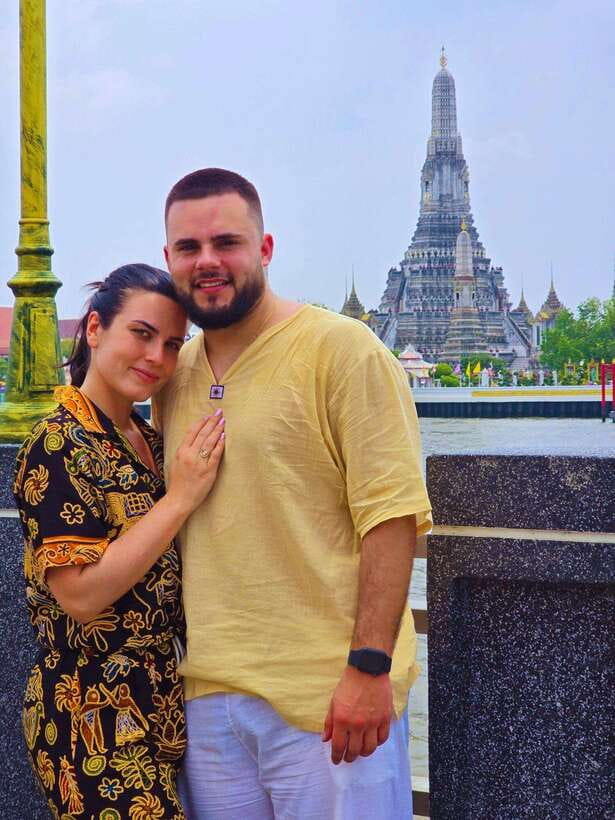 Bangkok: Grand Palace, Wat Pho, Wat Arun and Wat Sa Ket Tour - The Grand Palace and Wat Phra Kaew begin the day