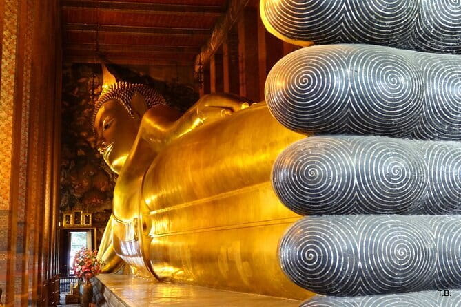 Bangkok Half Day Guided Tour: Grand Palace, Wat Arun & Wat Pho - Four Bangkok icons in one fast morning