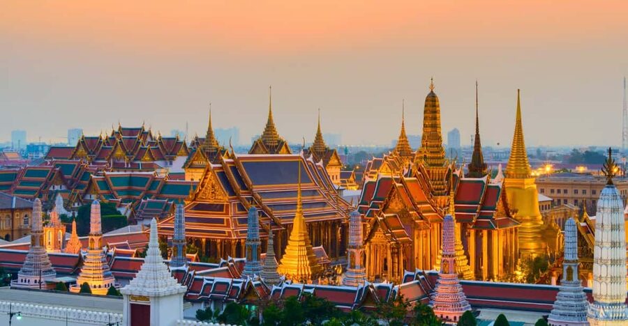 Bangkok: Highlights tour with Grand Palace & Floating Market - What the $268 price includes