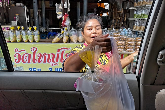 Bangkok: Private Ayutthaya and Bang Pa-In Summer Palace Tour - Guide quality can make or break the experience