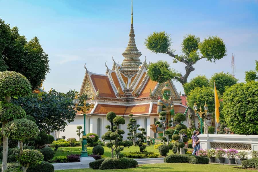 Bangkok: Private Temple City Grand Palace, Wat Pho, Wat Arun - Who should book this temple tour?