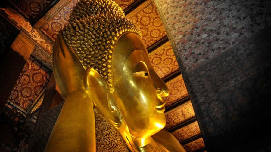 Bangkok: Private Tour Grand Palace, Wat Pho, and Wat Arun - A short food break, with one detail to confirm