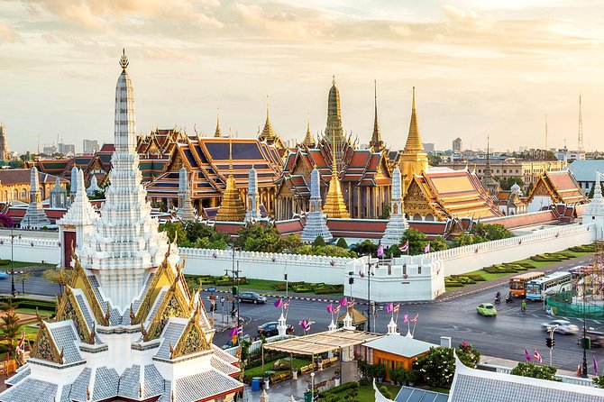Bangkok's Grand Palace Complex and Wat Phra Kaew Tour - The Gems Gallery stop: useful explanation or sales detour?