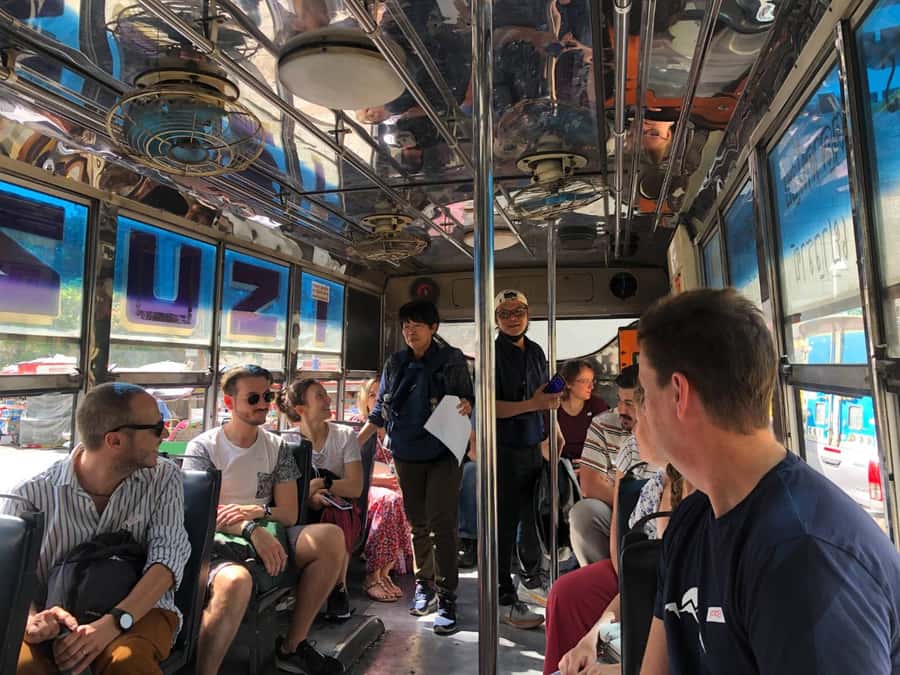 Bangkok Safari: Palace and Temple Tour with Lunch - Chinatown and Pak Khlong Talat