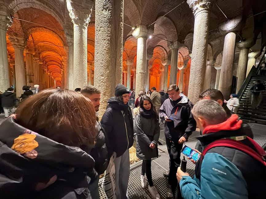 Basilica Cistern, Hagia Sophia, Blue Mosque & Topkapi Palace - Topkapi Palace and the Ottoman court